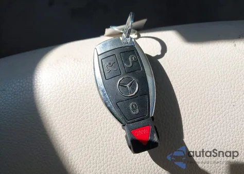 2014 Mercedes-Benz E 350 E 350 Luxury from USA, damaged, VIN WDDHF5KB1EA999619